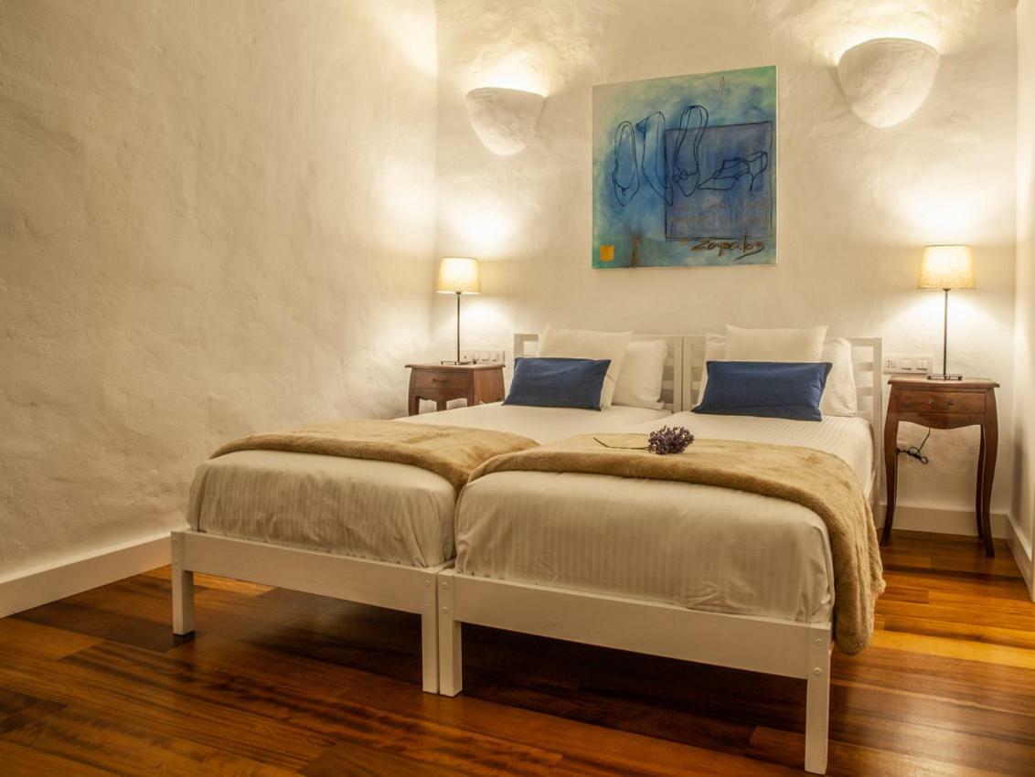 Los Lirios Hotel Rural - Adults Only ติอาส ภายนอก รูปภาพ