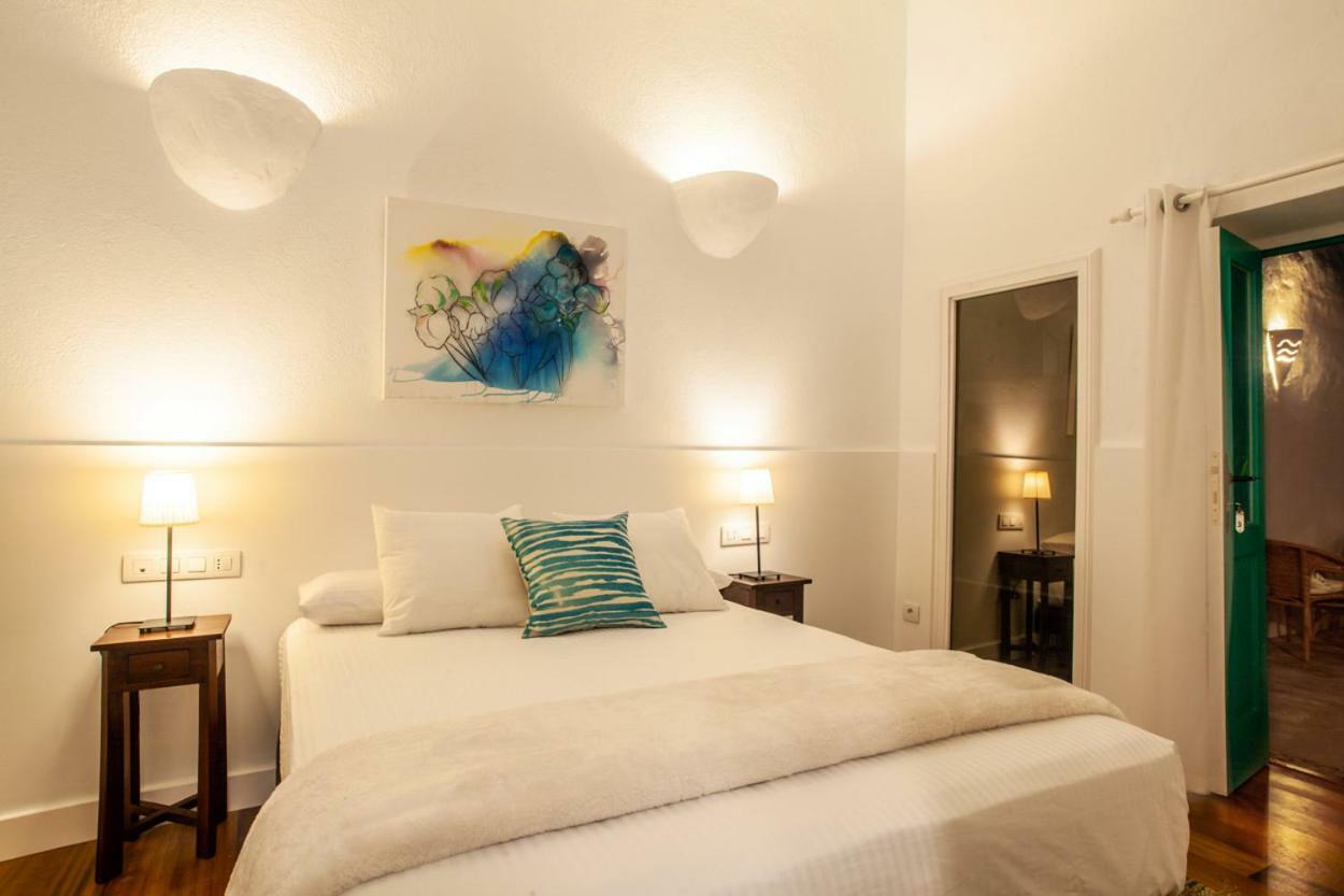 Los Lirios Hotel Rural - Adults Only ติอาส ภายนอก รูปภาพ