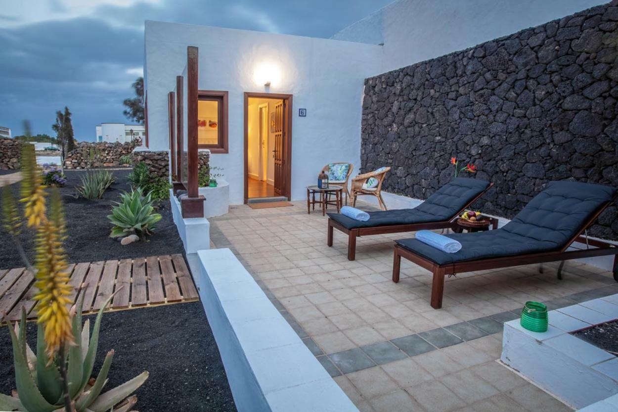 Los Lirios Hotel Rural - Adults Only ติอาส ภายนอก รูปภาพ